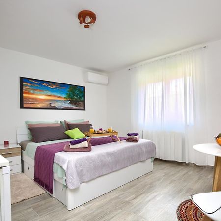 Kety Premantura Apartman Kültér fotó