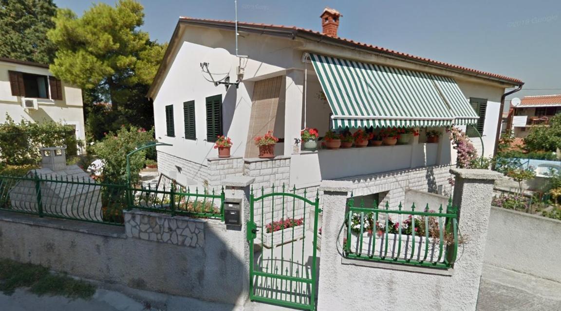 Kety Premantura Apartman Kültér fotó