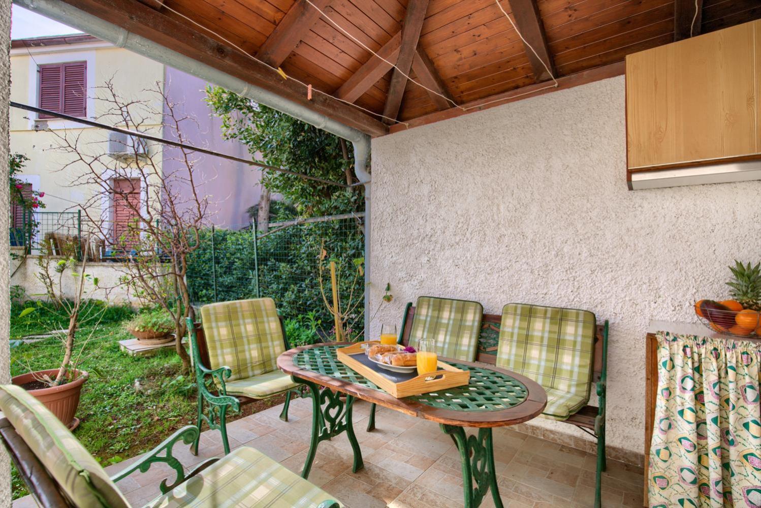 Kety Premantura Apartman Kültér fotó